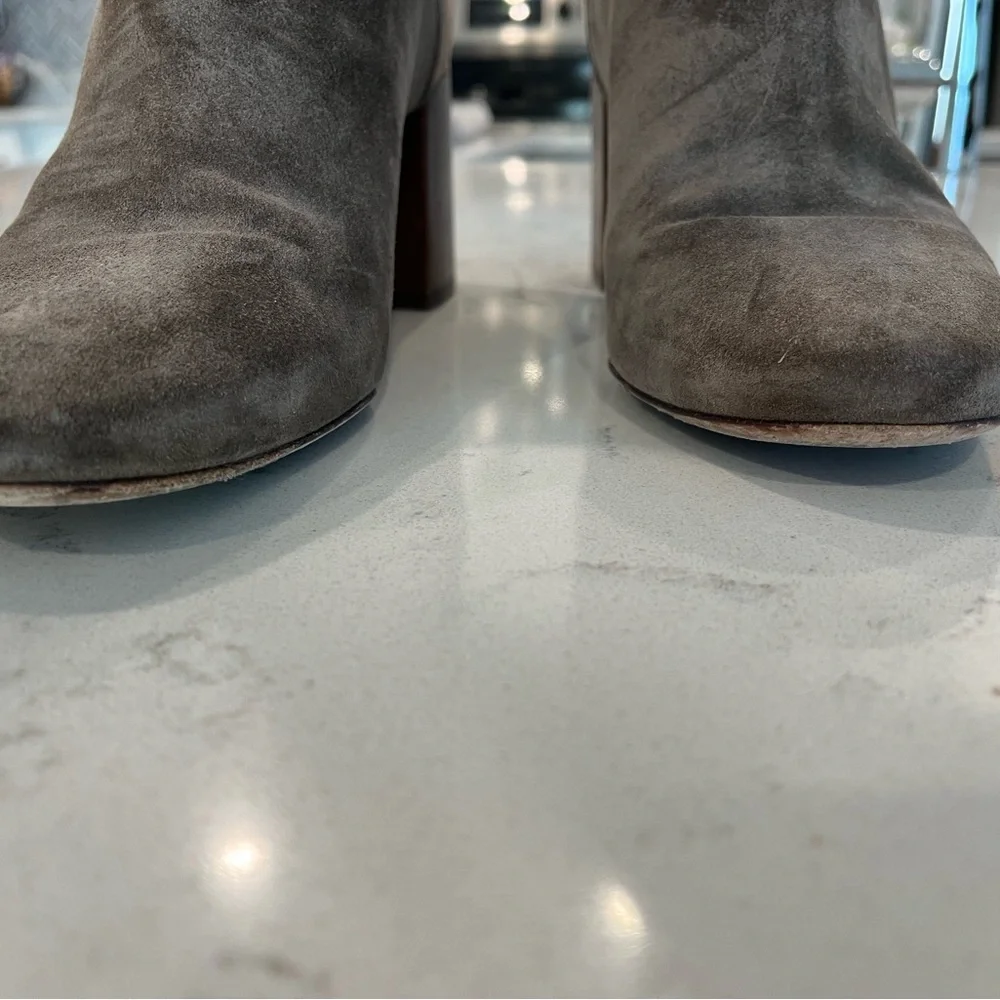 TORY BURCH- Kira 70mm Suede Bootie. 8.5 - Picture 6 of 13